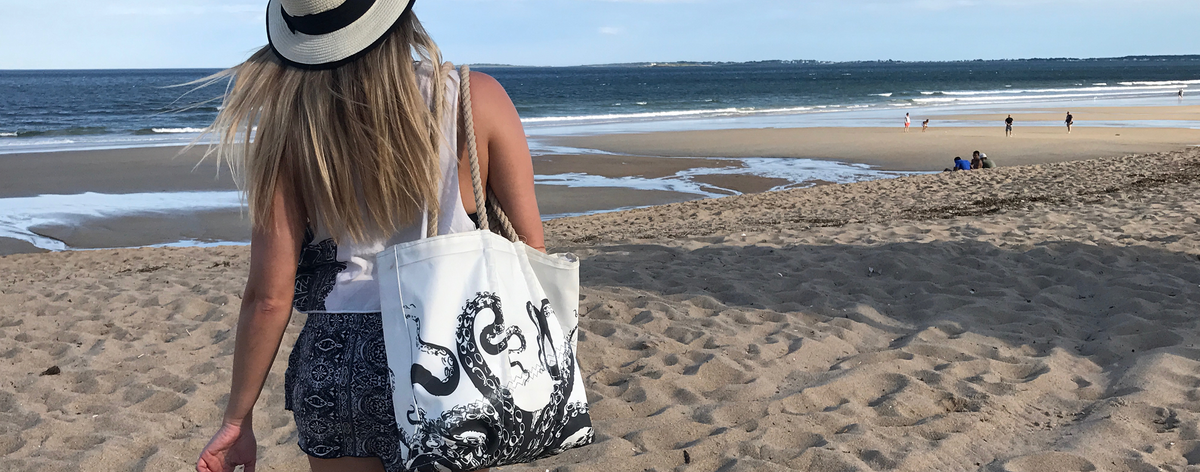 Beach trip with an octopus tote bag, coastal scene