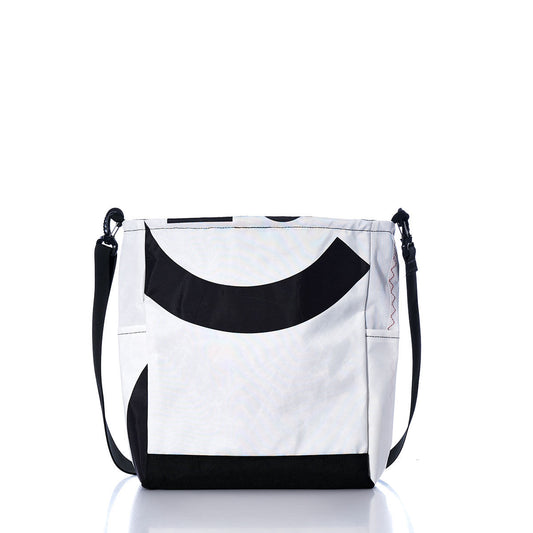 Vintage Cal 20 Medium Voyager Crew Crossbody Alternate View