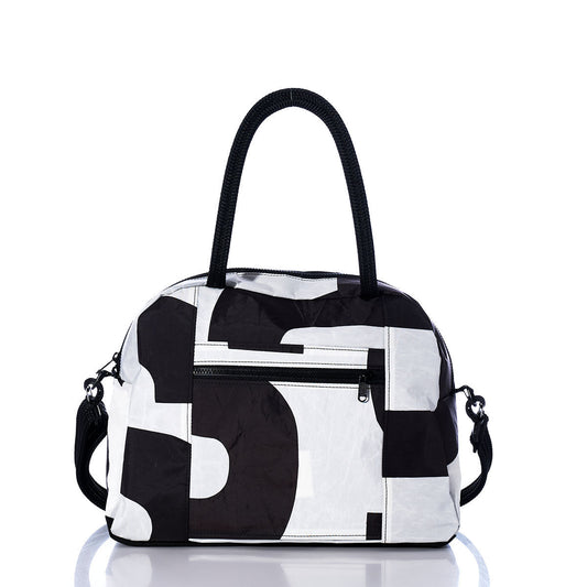 Vintage 6 Essential Weekender Travel Bag Alternate View