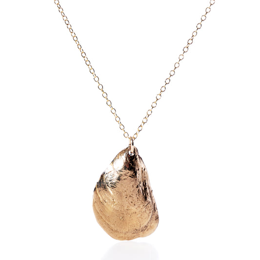 Pendant Necklace - Large Mussel Bronze