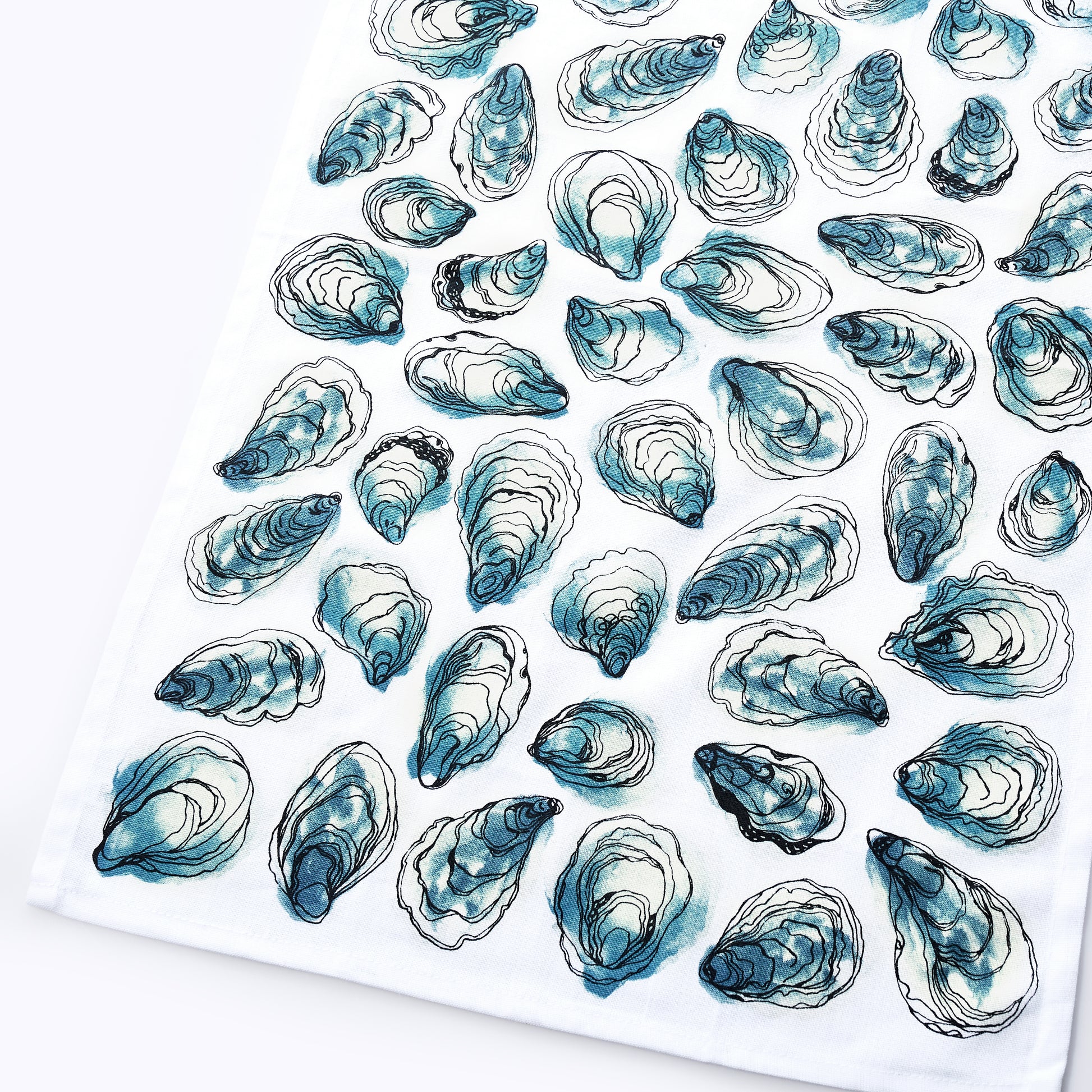 Pattern of blue and white oyster shells on a white background