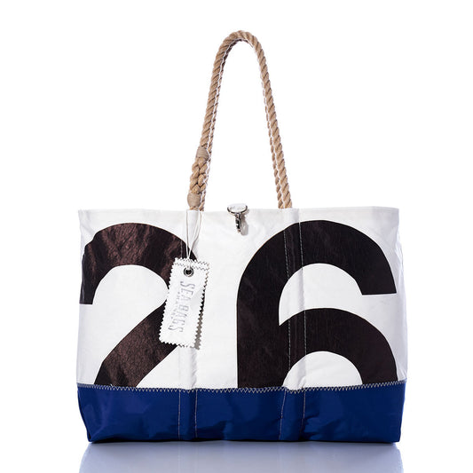 Vintage 26 Ogunquit Beach Tote