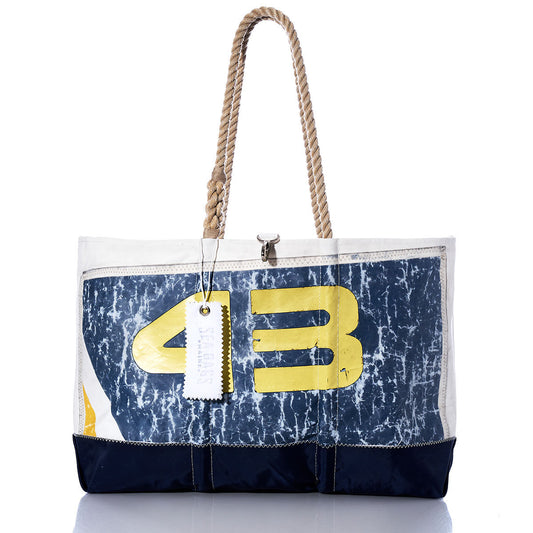 Vintage 43 Ogunquit Beach Tote