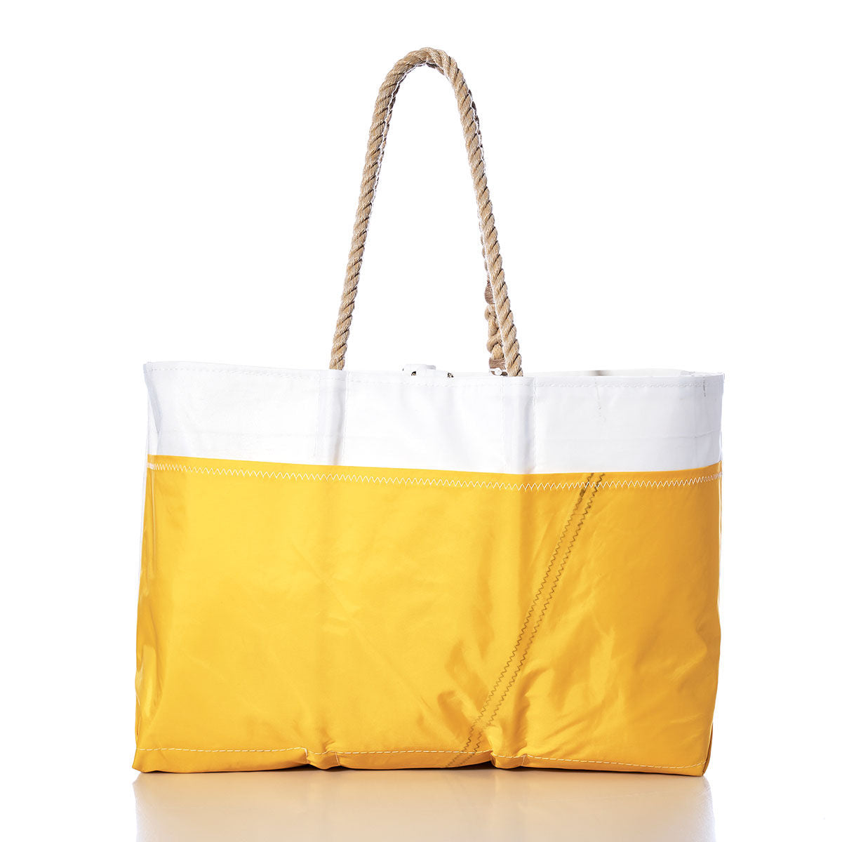 Vintage 41 Ogunquit Beach Tote Alternate View