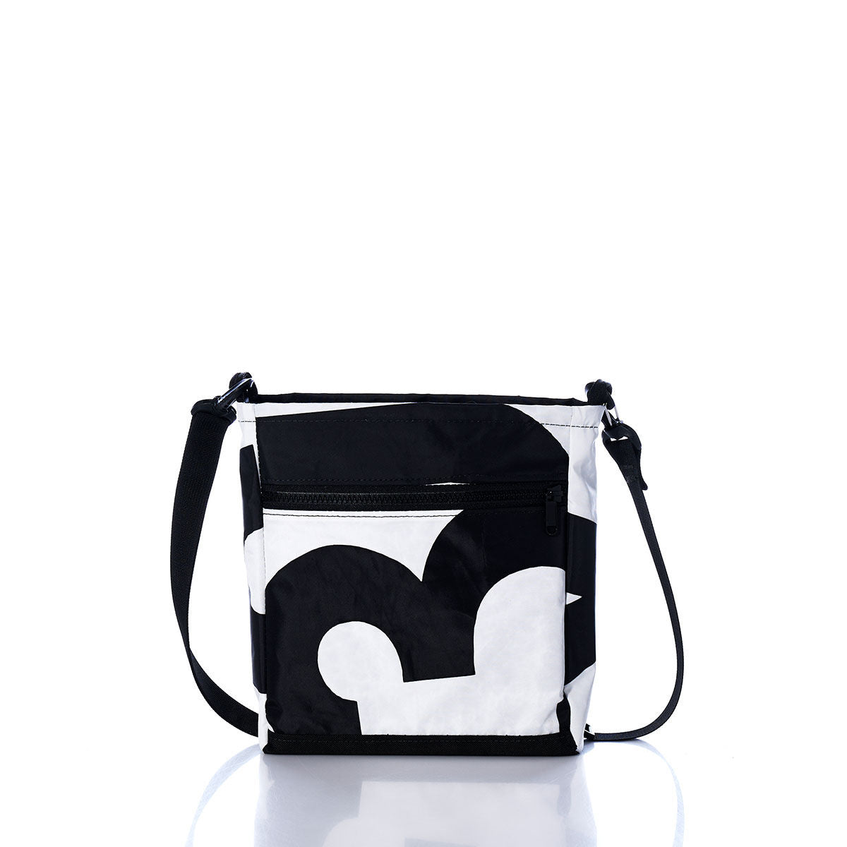 Vintage U3 Small Voyager Crew Crossbody Alternate View