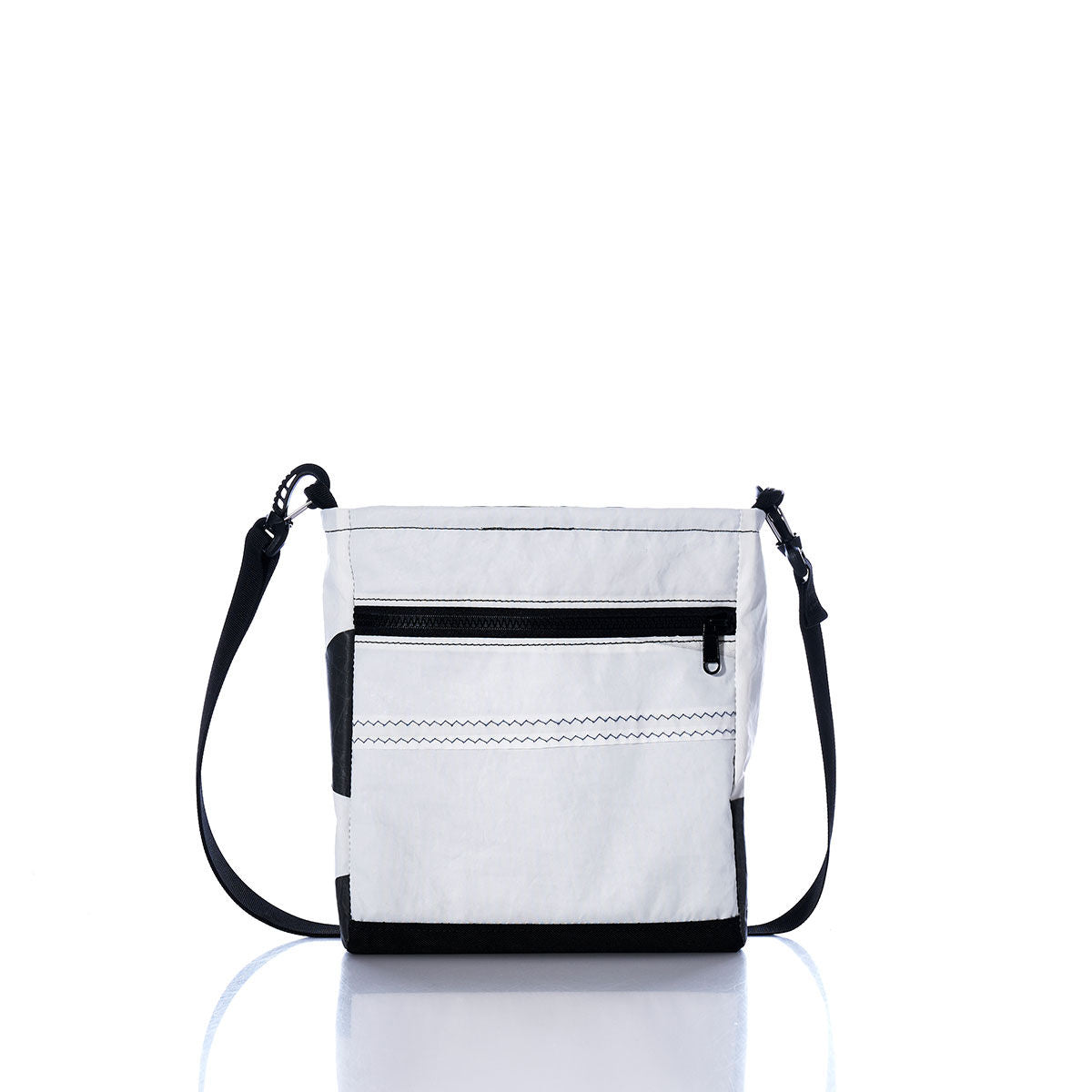 Vintage Black 8 Small Voyager Crew Crossbody Alternate View