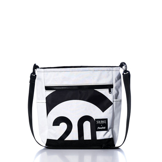 Vintage Cal 20 Medium Voyager Crew Crossbody