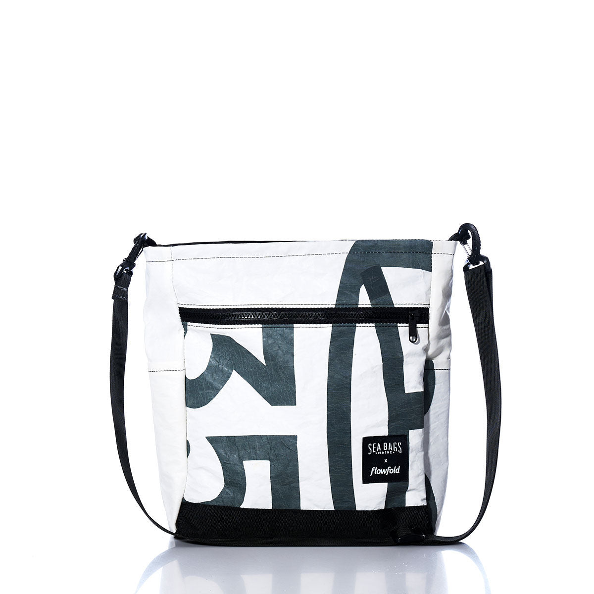 Vintage 35 Medium Voyager Crew Crossbody