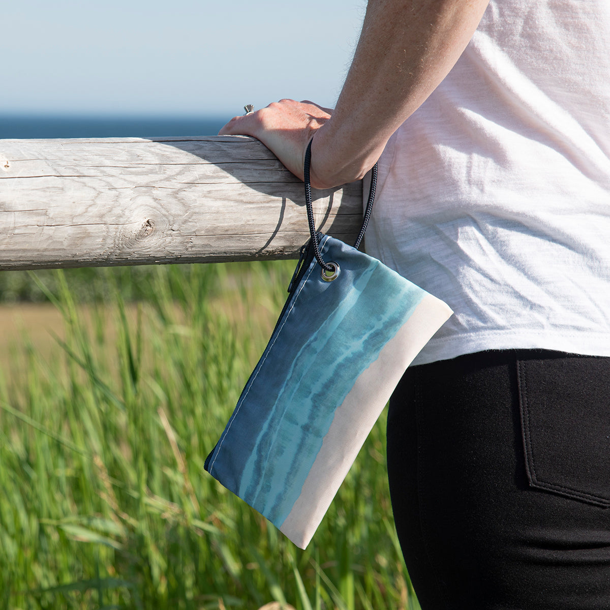Shoreline Tie Dye Wristlet Alternate Image 2