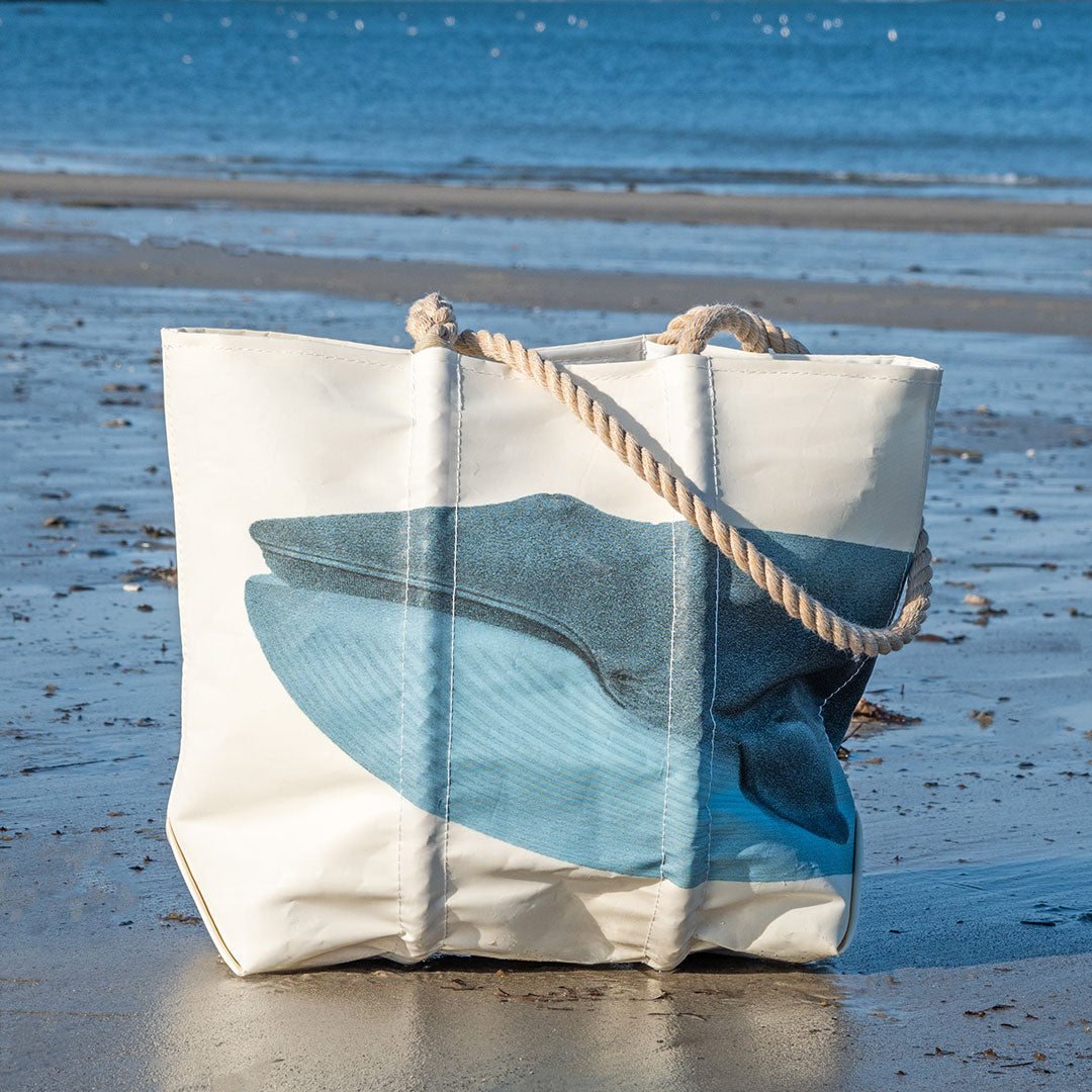 Blue Whale Medium Tote Alternate Image 2
