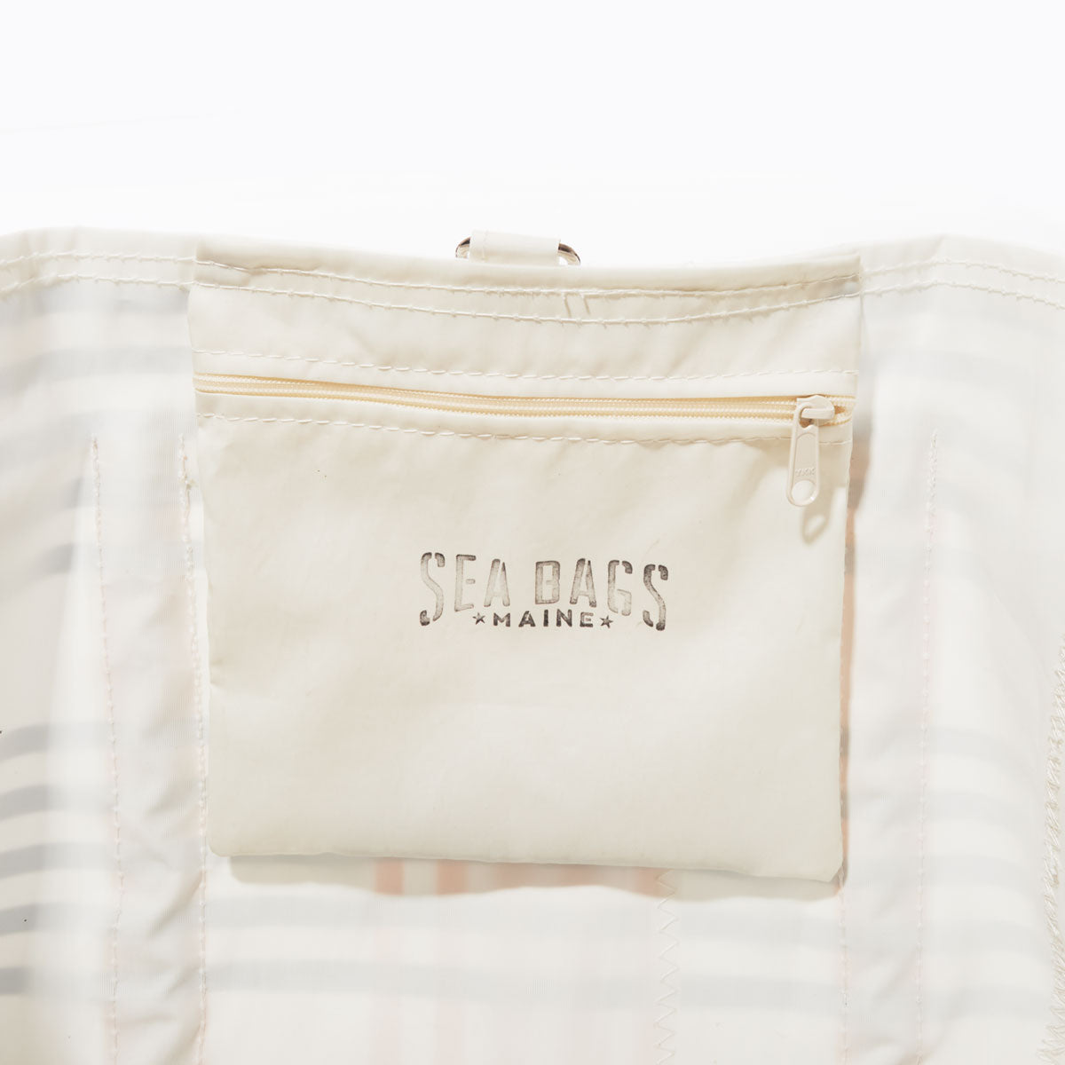 Picnic Stripe Pier Tote Alternate Image 3