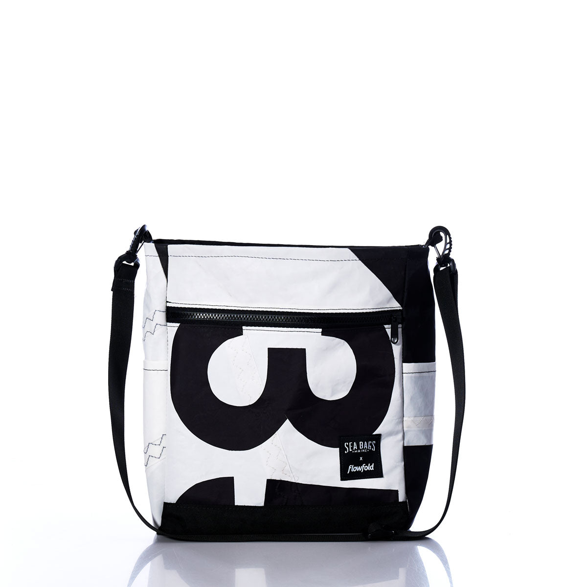 Vintage Black 3 Medium Voyager Crew Crossbody