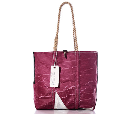 Next Auction Tote