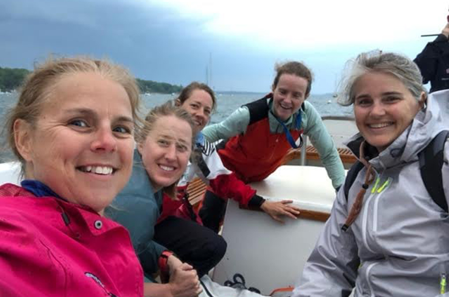 Erica and the rest of the sailing team on the j24