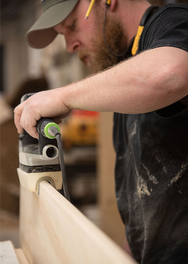 Sanding of wooden structures