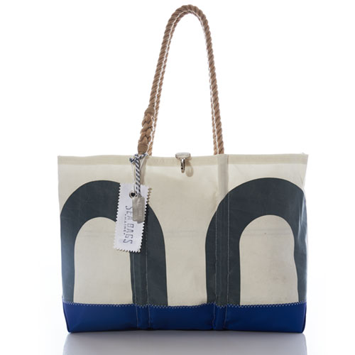 Vintage Grey 00 Ogunquit Beach Tote