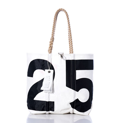 Vintage Black 25 Medium Tote