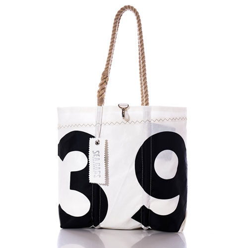 Vintage Black 39 Medium Tote