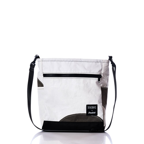 Vintage Black and White Medium Voyager Crossbody
