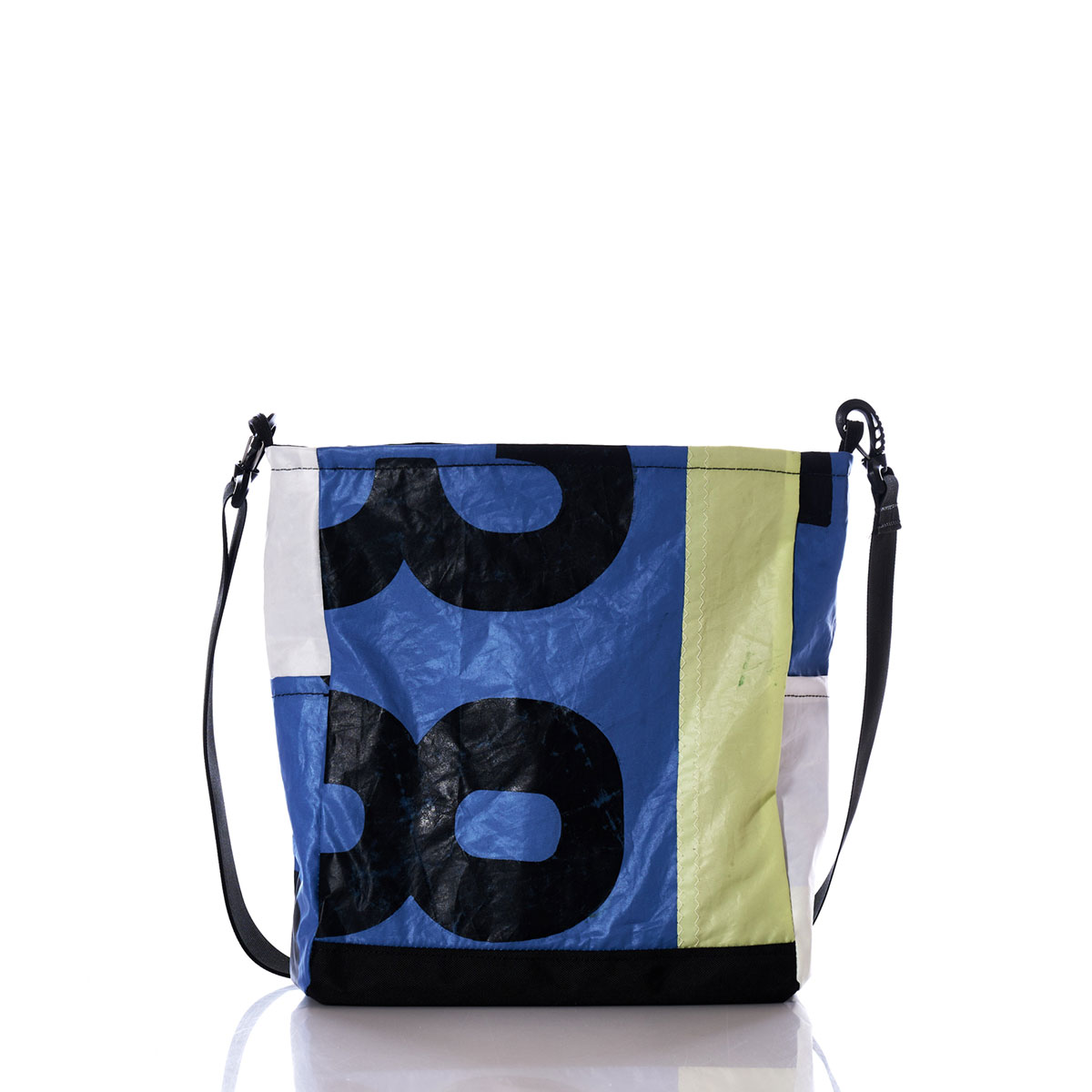 Vintage 3438 Medium Voyager Crew Crossbody