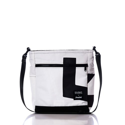 Vintage Black 5 Medium Voyager Crew Crossbody