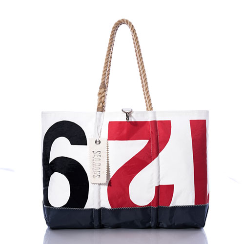 Vintage 129 Ogunquit Beach Tote
