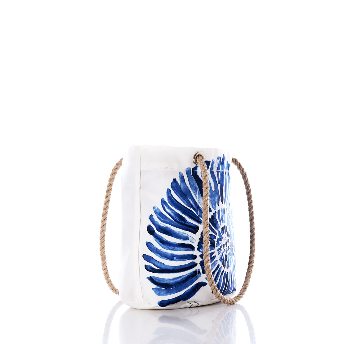 Nautilus Print Essential Handbag
