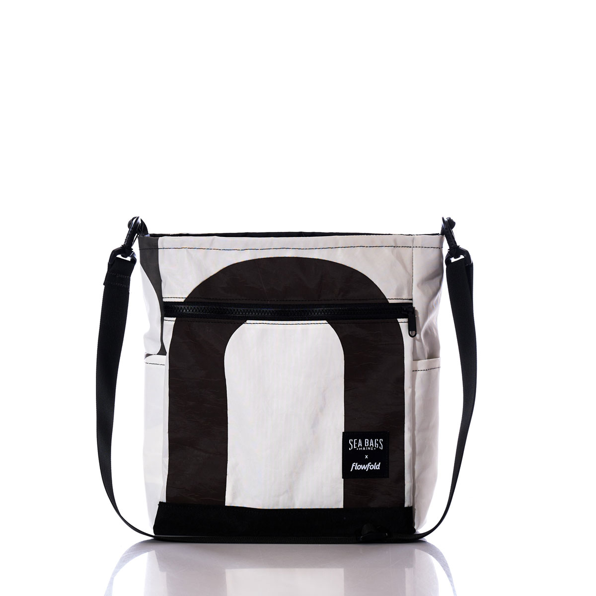 Vintage Black 0 Medium Voyager Crew Crossbody