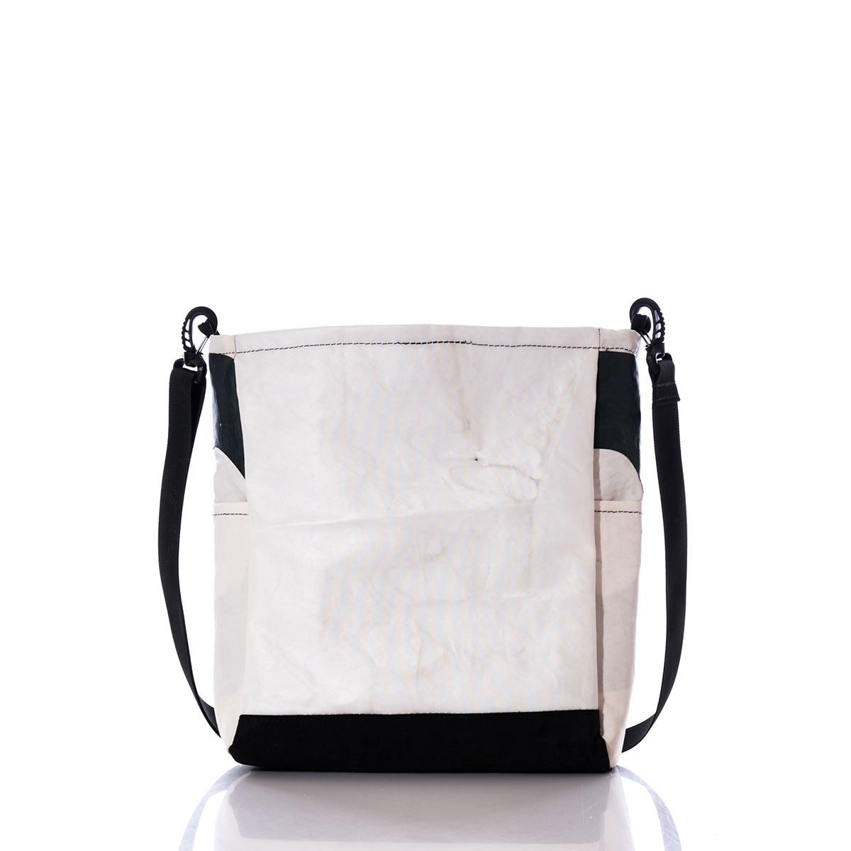 Vintage Black 5 Medium Voyager Crew Crossbody