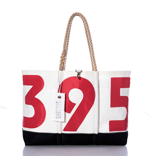 Vintage 395 Ogunquit Beach Tote