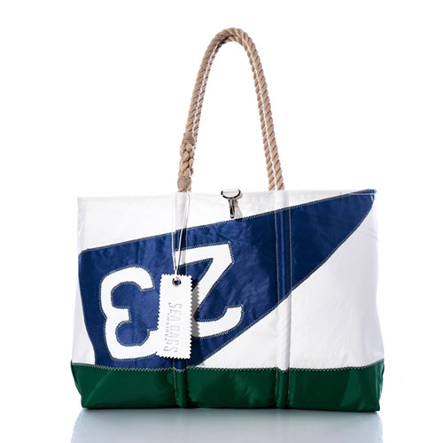 Vintage 23 Burgee Ogunquit Beach Tote
