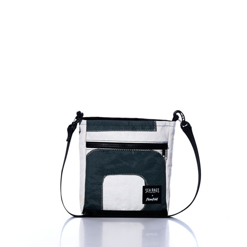 Vintage Black and White Small Voyager Crew Crossbody